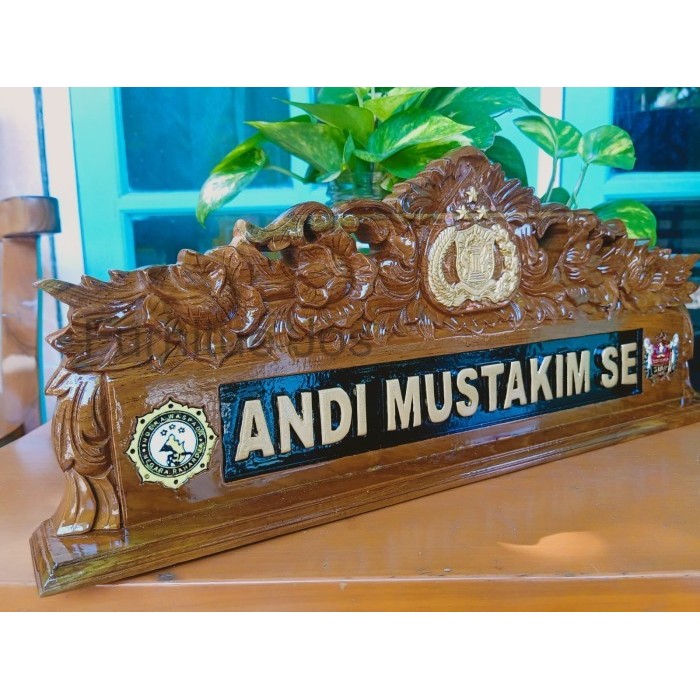 PAPAN NAMA MEJA UKIR / PAPAN NAMA POLISI / PAPAN NAMA MEJA KERJA  FJ557