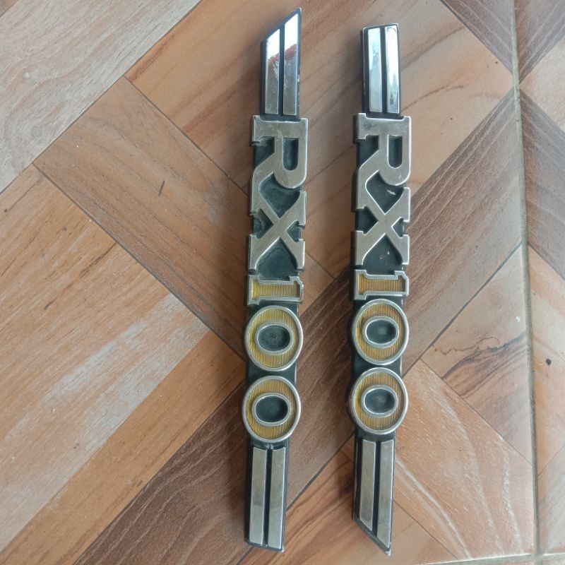 emblem cover samping Yamaha rx100 rx-100 Tepong kanan kiri lambang tulisan