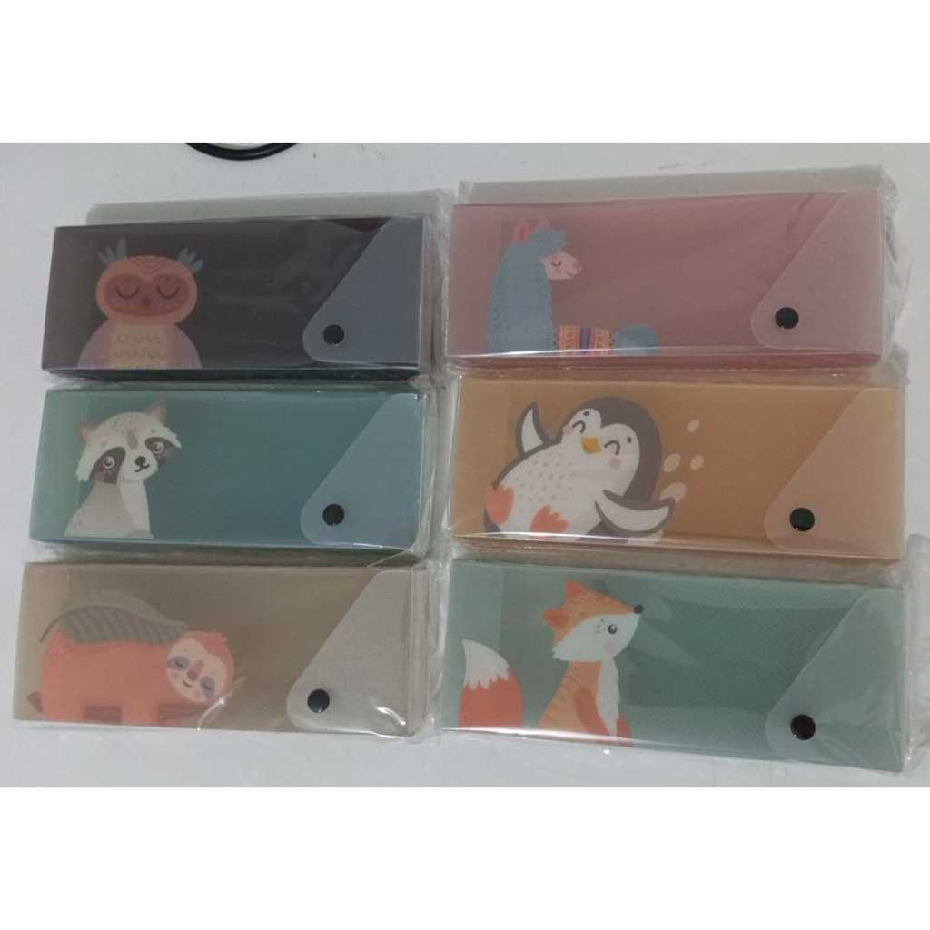 

Kotak Tempat Pensil Pencil Case Joyko PC-0719AC-37 Animal Calendar