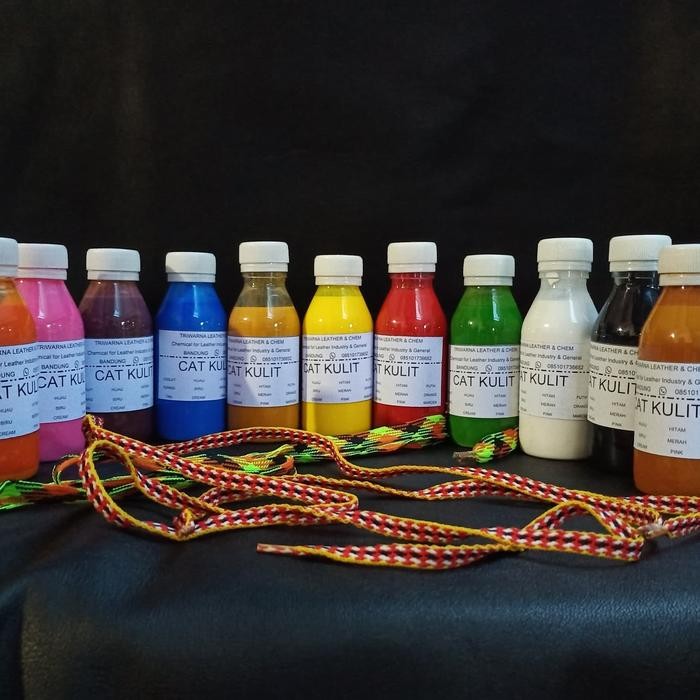 

Cat Pinggir Kulit Warna 80 cc - Doff, Hitam