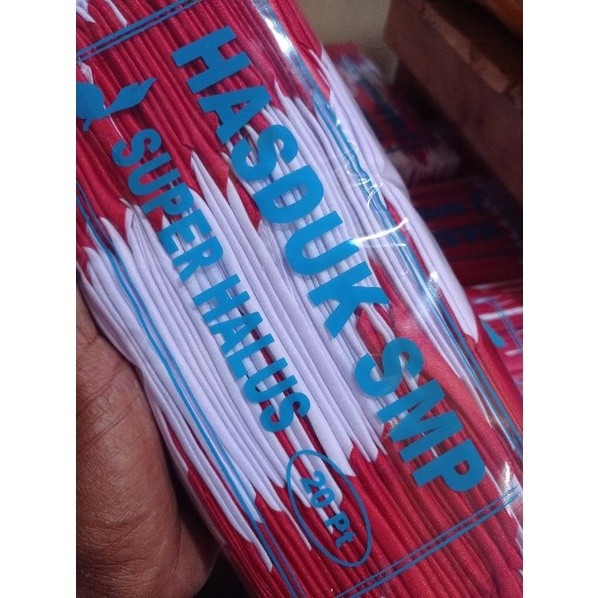 

Hasduk Pramuka SMP/ 1 Kodi Isi 20PcsCO