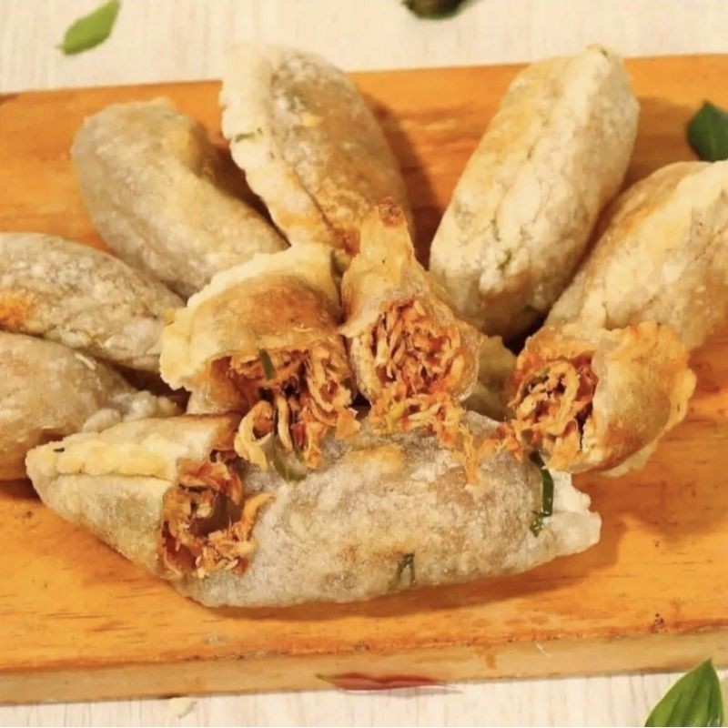 

Cireng Isi Ayam Suwir Pedas Frozen / Cirayam Srikandi