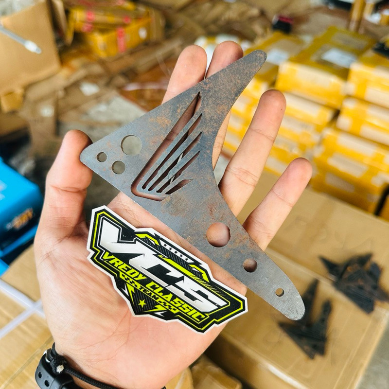 pemasin siku rangka depan bawah CB GL100 manisan rangka logo HONDA besi tebal HANDMADE