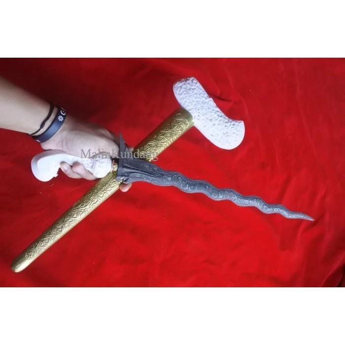 

keris sengkelat uler lulut warangka gayaman ukir tinggalan murah