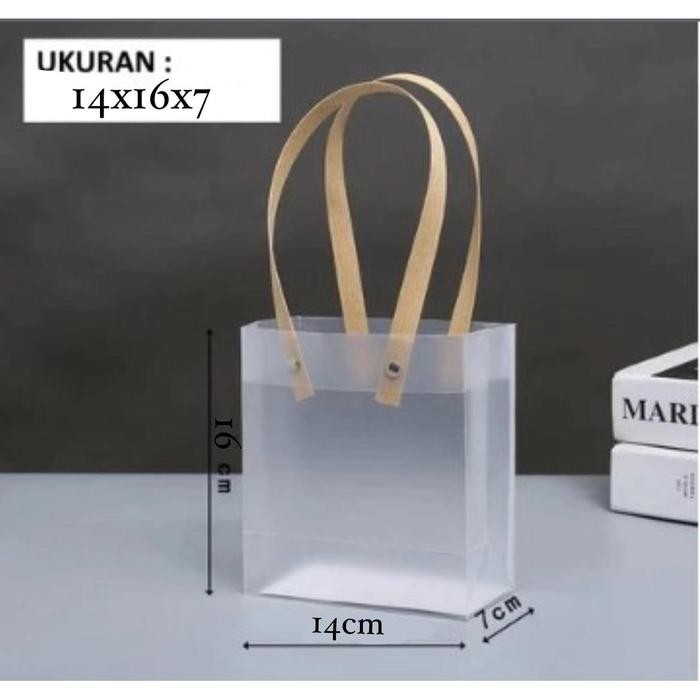 

Totebag Tote Bag Buram Tali Coklat Tas Mika Plastik PVC Doff Buram Kantong Bungkus Kemasan Souvenir Tas Kado Ulang Tahun Tenteng Jinjing Transparan Transparant Gift Goodie Bag Doff Kantung Hampers Premium Lebaran Natal Hari Raya - 1.14x16x7