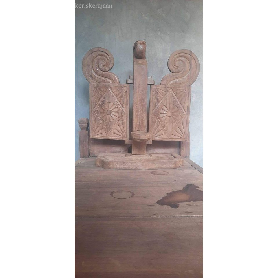 

blawong keris termurah dari kayu jati ukir sayap malaikat termurah garap alus bk Keris sengkelat majapahit mataram kartosuro kartasura Surakarta Yogyakarta nagasasra sabuk budaya jawa melayubal antik