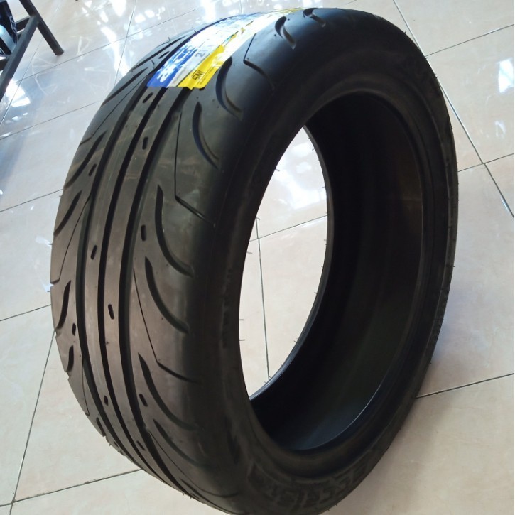 Ban Slick Accelera 215/40 R17 Sport 651 TW200 - Ban Mobil Race