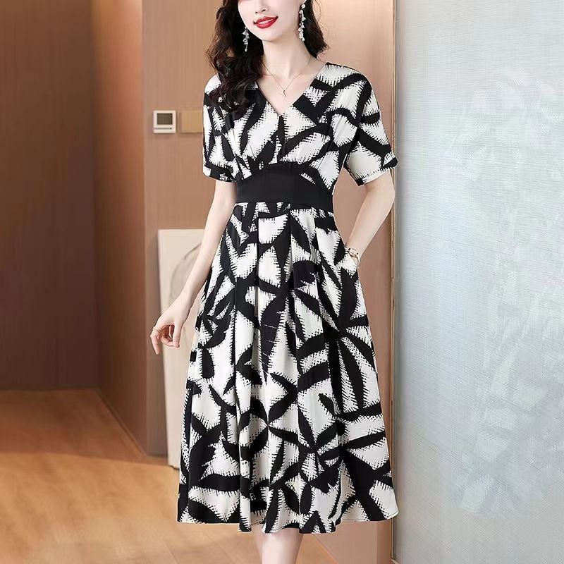 FAN Dress Korea  Simple  Elegan Terbaru/Gaun Pesta Mewah Elegan Kekinian