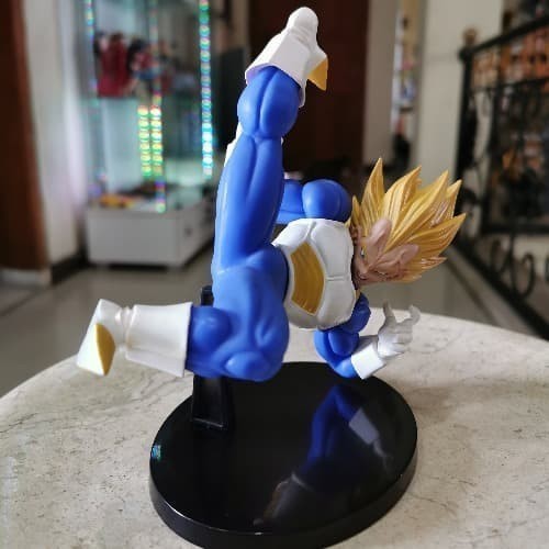 ORIGINAL Dragon Ball Scultures 5 Super Saiyan Vegeta - NEW & VERY RARE