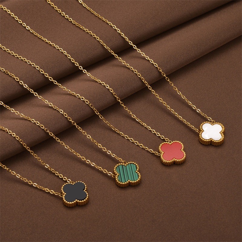 KALUNG TITANIUM WANITA MODEL DAUN CLVR SATU UK 12MM ANTI KARAT