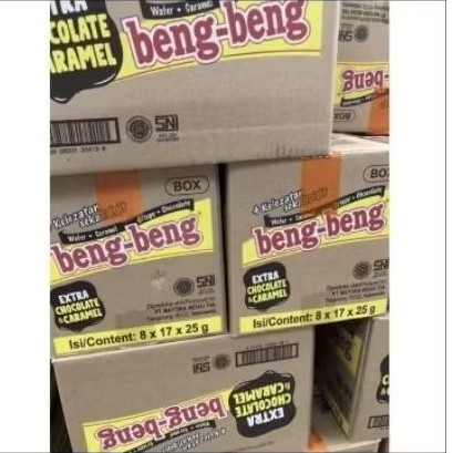 

beng beng coklat 1 kotak ( 8 box )