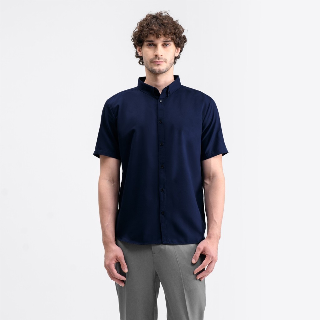 Style korea kemeja pria polos lengan pendek