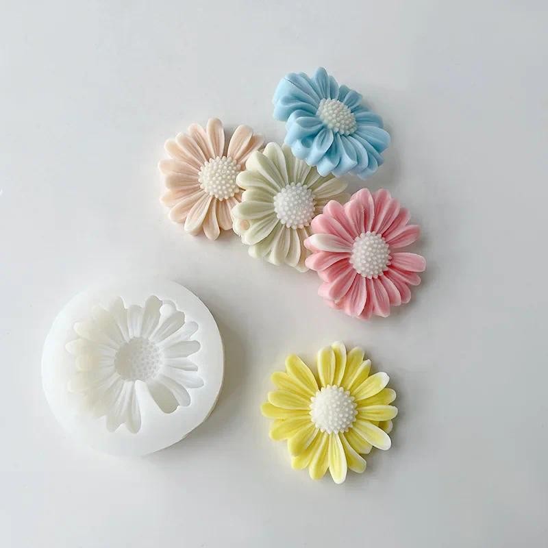 

Daisy Scented Candle Silicone Mold Sunflower Aromatherapy Soap Mold DIY Flower Handmade Resin Plaster Mold Home Baking Mould
