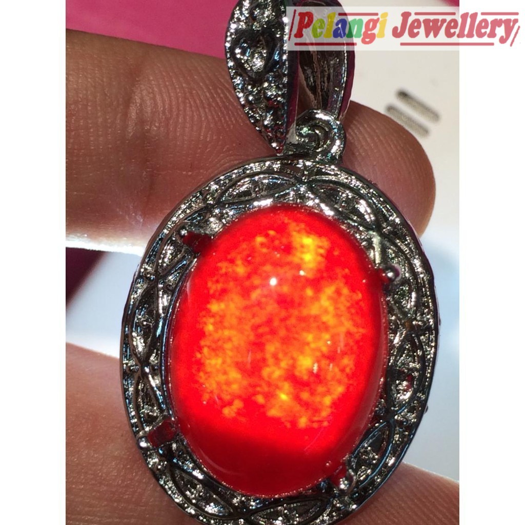 Liontin Batu Giok Merah HQ