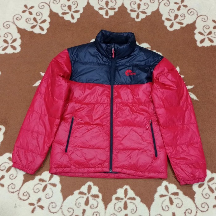 Jaket Outdoor NEPA down jacket hiking size L ( P : 70cm  L : 57cm )