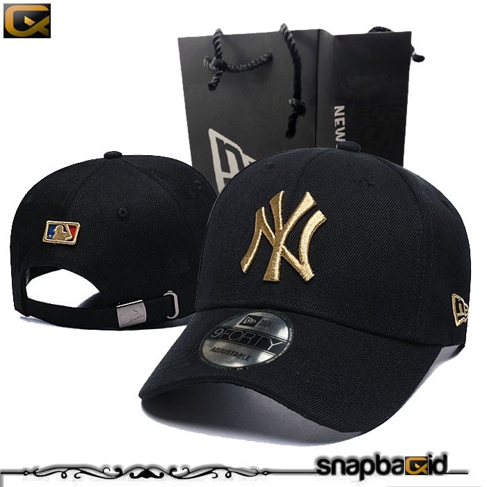 Topi MLB NY Yankees Hitam Emas/ Black Gold  Import