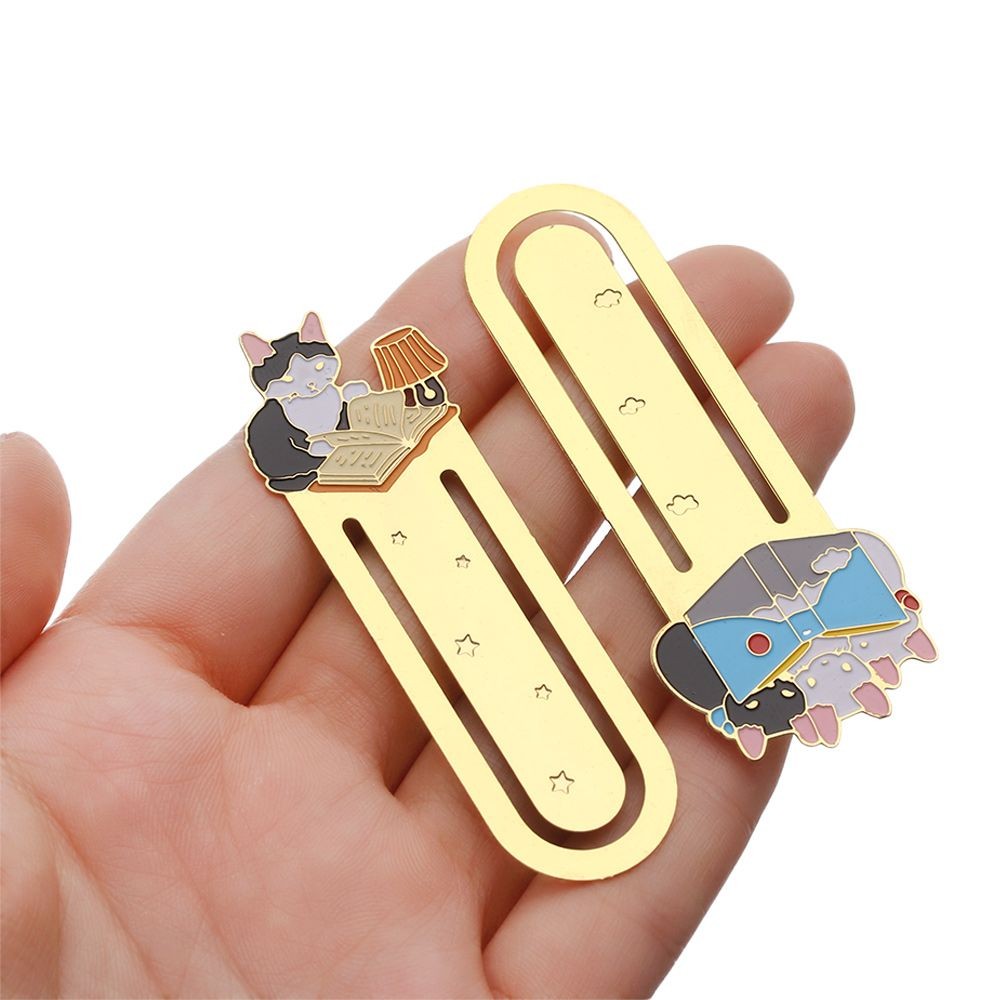 

Hollow Out Cats Reading Book Gold-plated Metal Bookmark Cartoon Animals Bookmark Gift Stationery Book Folder School Supplies