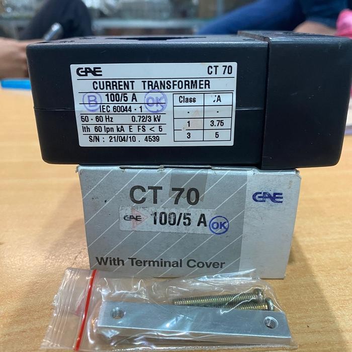 GAE CT 70 100/5A / CT GAE 100/5A