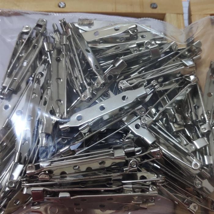 

Promo Peniti Papan Nama Dada Bahan Cemiti Name Tag - Grade 2