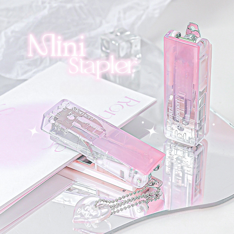 

Stapler transparan mini segar hati kekanak-kanakan akrilik bernilai tinggi akrilik mudah, nyaman dan hemat tenaga kerja portabel lipat tenaga kerja