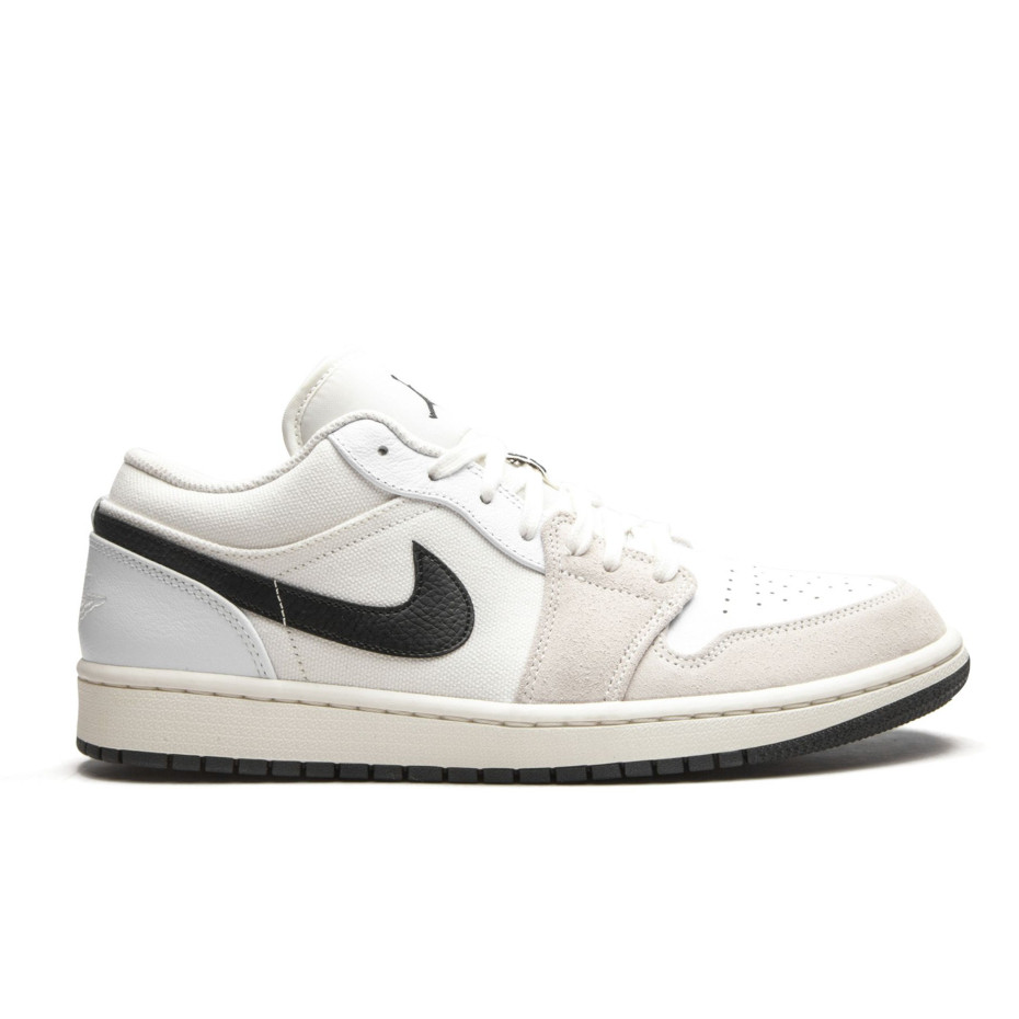 Sepatu Sneakers Air jordan 1 Low Astrograbber White Black ( 100% Original BNIB )