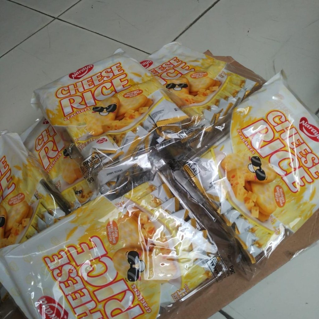 

Naraya Cheese Rice Crackers / Kue Beras Rasa Keju / Bungkus