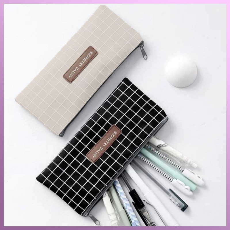 

Tempat Pensil Polkadot Canvas tempat pensil motif lucu