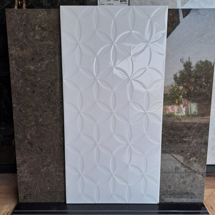keramik dinding putih timbul mulia accura 30x60 BROADWAY WHITE