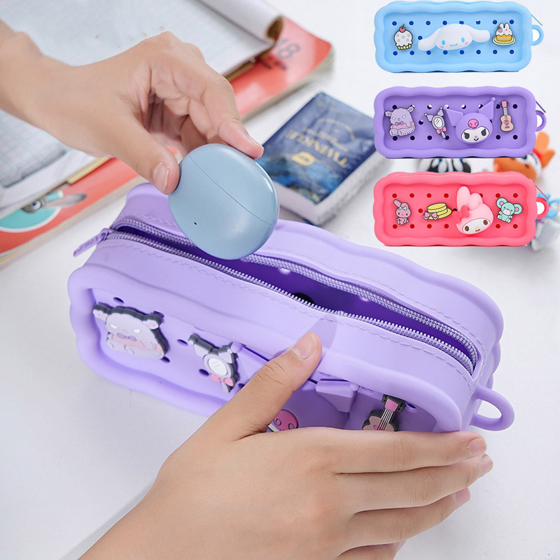 

Pensil Case Silikon Jelly Sanrio/Kotak Pensil Silikon Anak Kapasitas Besar Sanrio / Character Anak Cinnamoroll Kuromi Melody Pencil Case