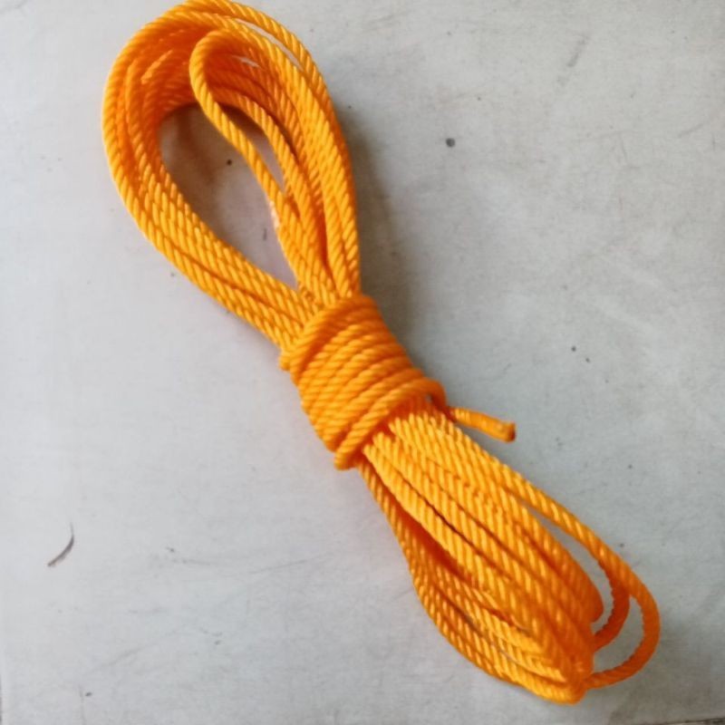 

Tambang Plastik Warna 10meter 6mm
