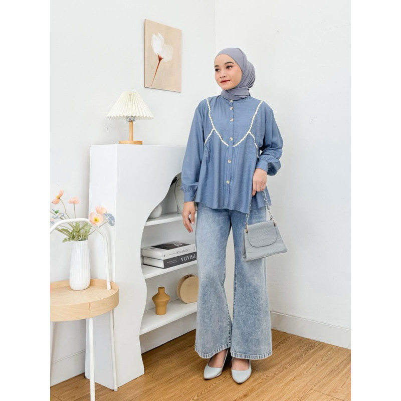 FAFA - ARSHINTA BLOUSE KEMEJA WANITA VARIASI RENDA POLO LINEN