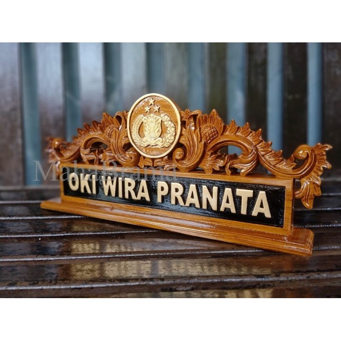 

PAPAN NAMA POLISI + PAPAN NAMA KAYU JATI + PAPAN NAMA UKIR MEJA KANTOR MB3212