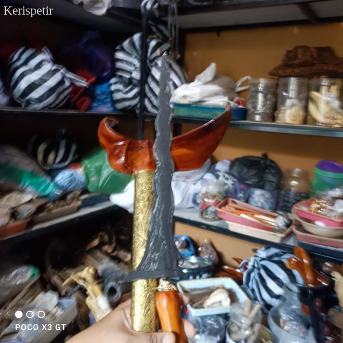 

keris sengkelat ngulit semongko warongko ladrang solo bkn megantoro se murah antik