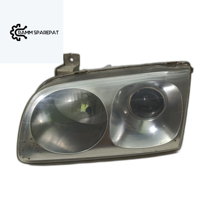 Headlamp kiri hyundai trajet note 00151