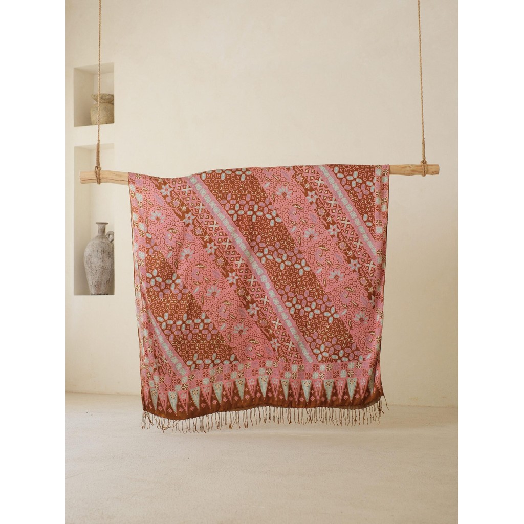 Batik Ratu - Selendang Sutra Batik Tulis - Kawung Sisik - Pink Orange