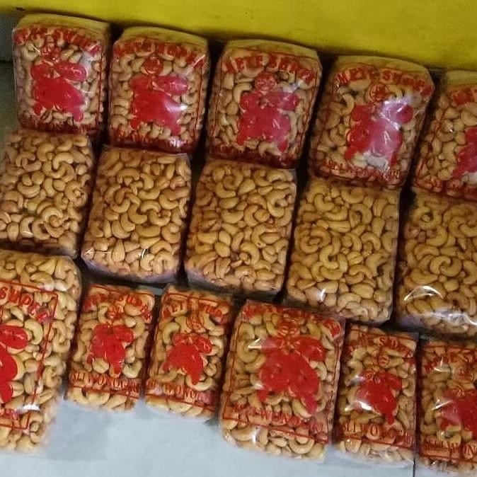 

[250 gram KACANG METE MATANG WONOGIRI ASLI] GURIH UEANAK