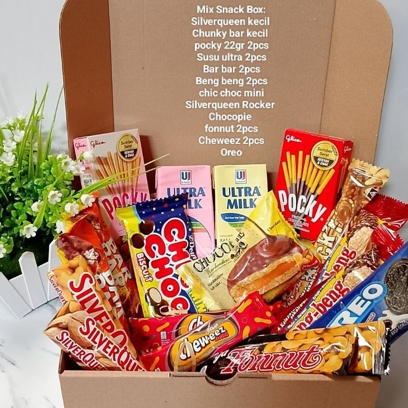

Hampers coklat snack box hadiah ulang tahun hari guru valentine graduation kelulusan anniversary lebaran natal