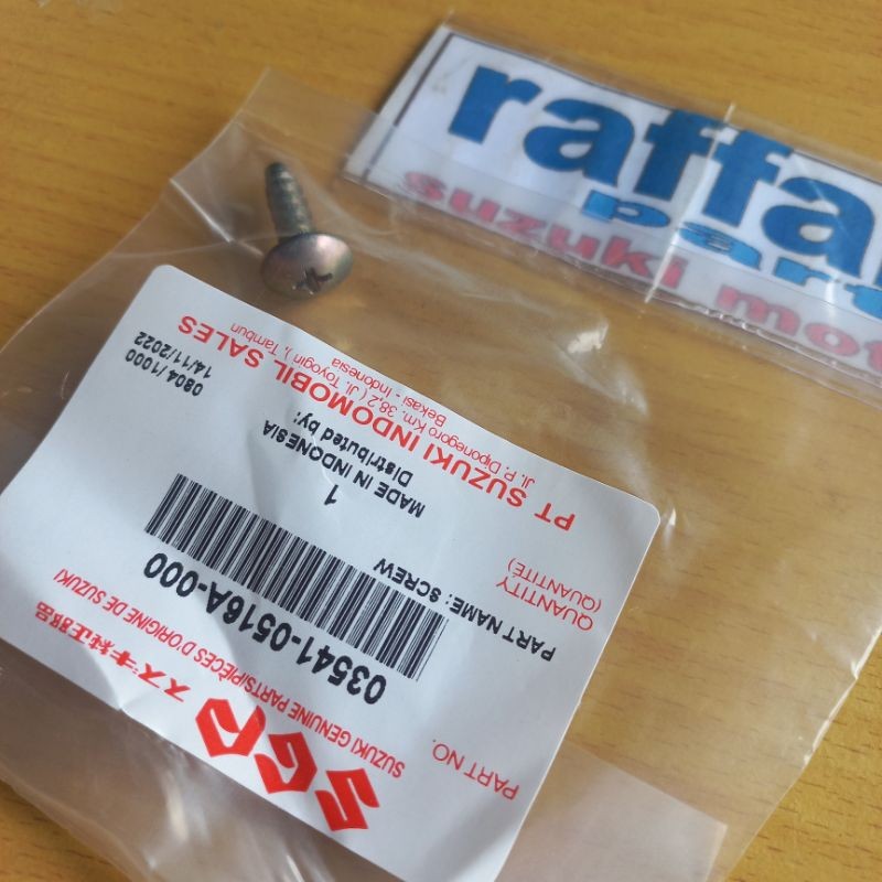 baut skrup tutup kipas mesin suzuki spin skywave hayate skydrive original