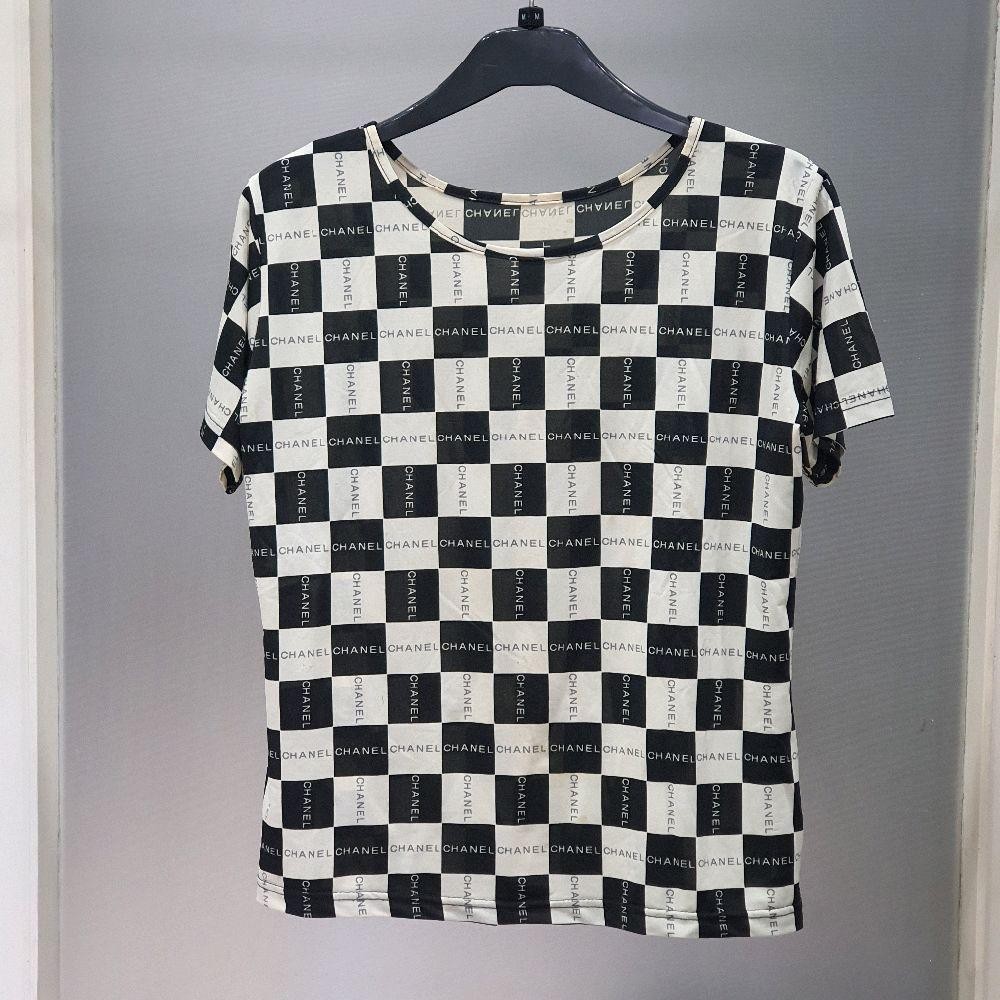 baju wanita blouse motif papan catur hitam putih preloved