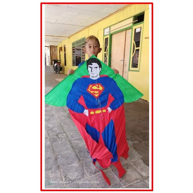 Miannan Anan Layangan Layang Gapangan layangan kain karakter / layangan hias / layangan superman