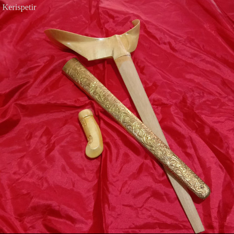 

Warangka Keris Ladrang Kayu Cendana Jawa murah antik
