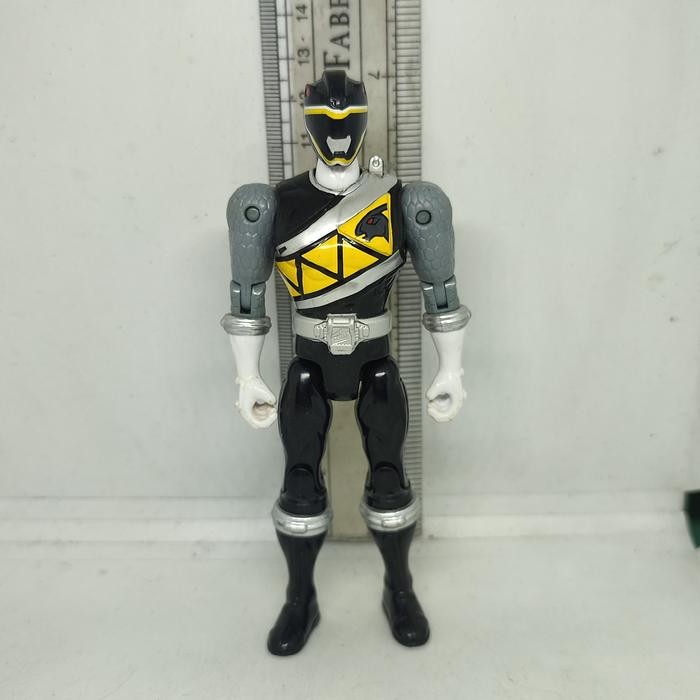 AKO,,, Action Figure 5' Power Rangers Dino Charge Kyoryuger Black Bandai Ori 2ND