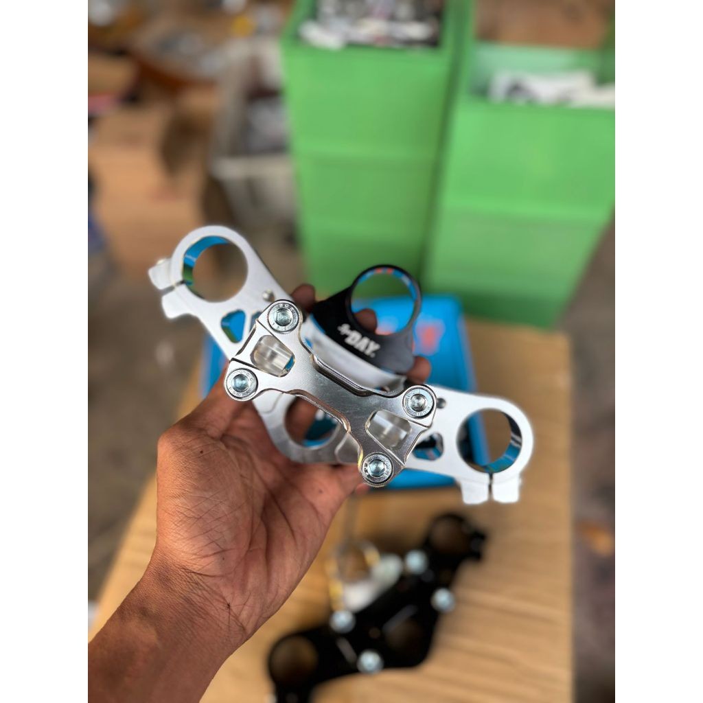 SEGITIGA ATAS SKOK DEPAN NINJA CNC