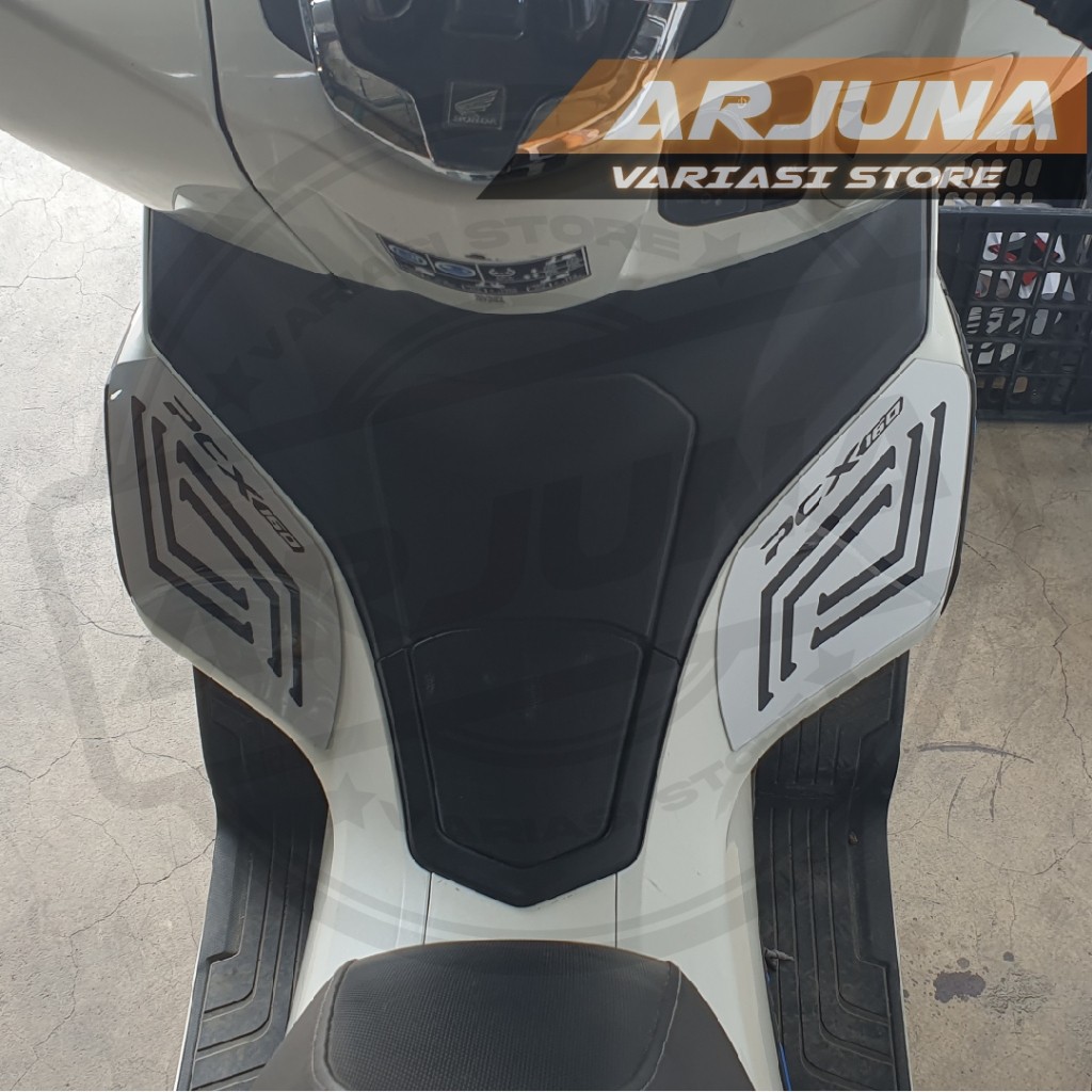 Deck pad cover PCX 160 tahun 2025 Garnis kanan & kiri aksesoris motor Honda bahan Akrilik