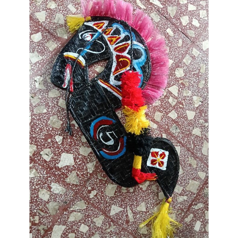 

DC___ kepang anak usia 1 sampai 3 tahun plus pecut, kepang panjang 55cm, jaranan anak, kuda lumping