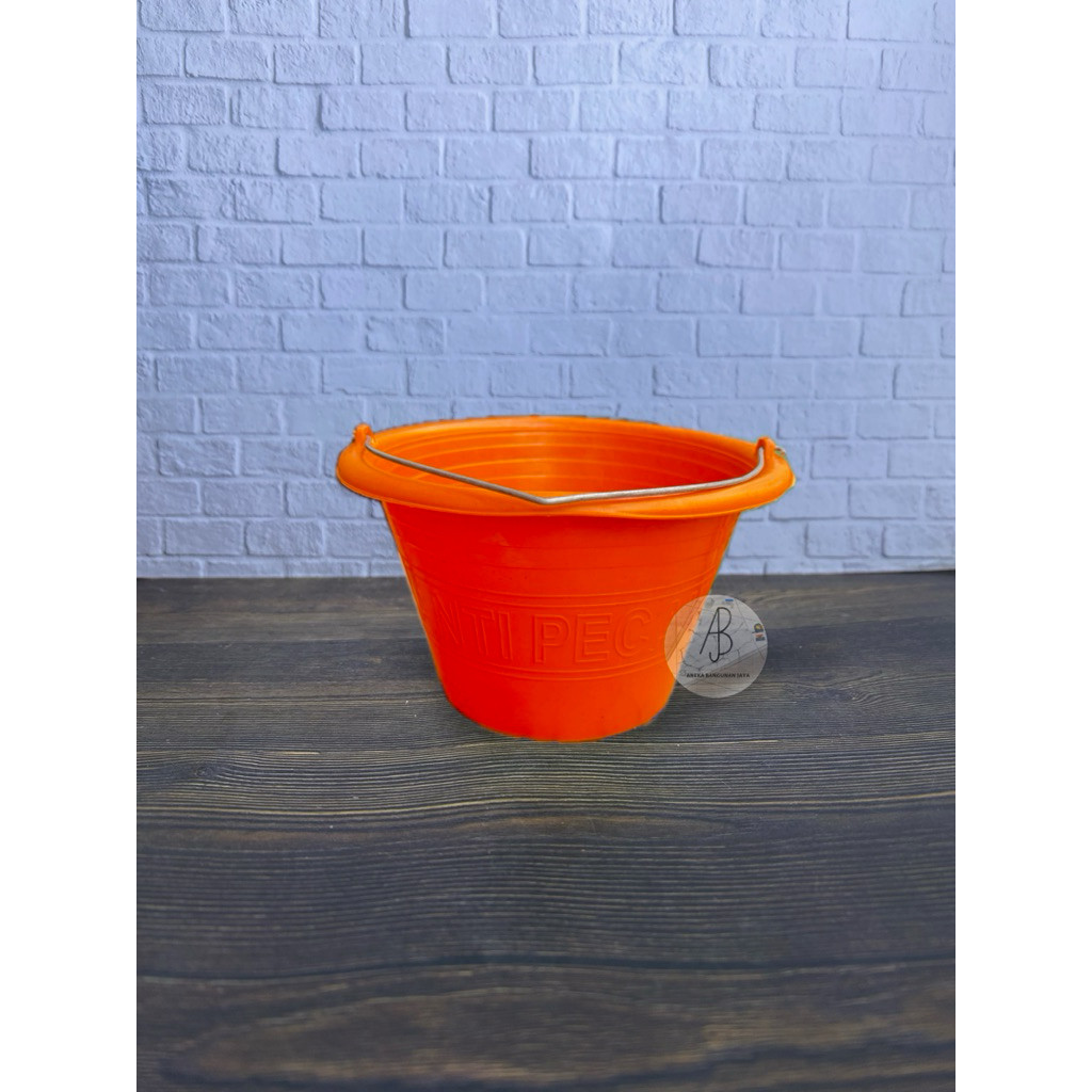 Ember Cor ORANGE ANTI PECAH KECIL / Ember Cor Plastik ORANGE / Ember MURAH / Ember Anti Pecah / Timb