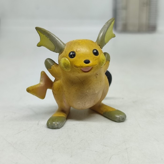 TOYS Mini Figure 2' Pokemon Monster Collection Moncolle Raichu Original Tomy China