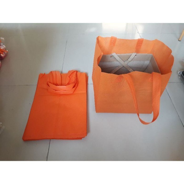 

tas hls press box 20x20 isi 12pcs tas spunbond tas box nasi tas besek - pink