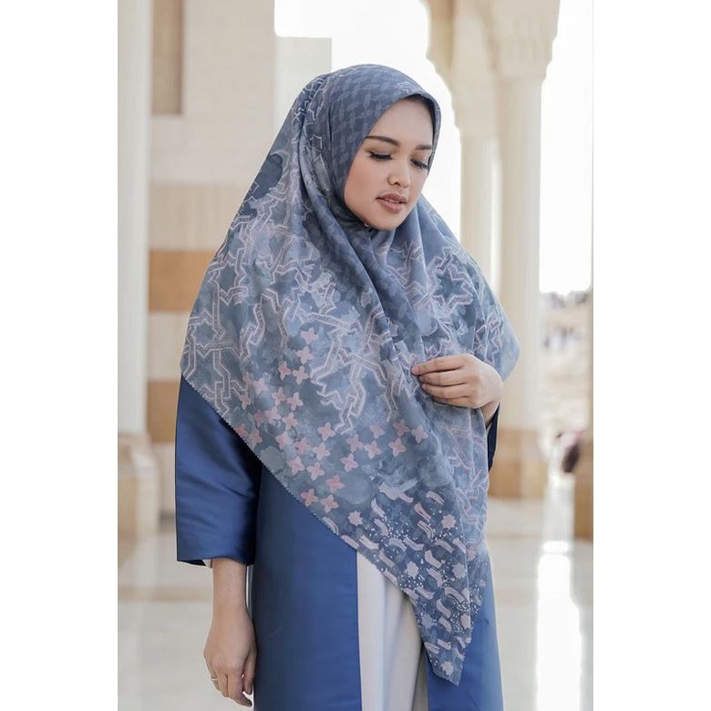 ✨BISA COD✨ - Hijab Buttonscarves The Haramain XL (Voal, 135x135 cm) - Emerald