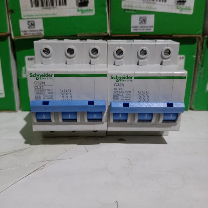 mcb pln 3p 20a scheneider c32n 20 asli